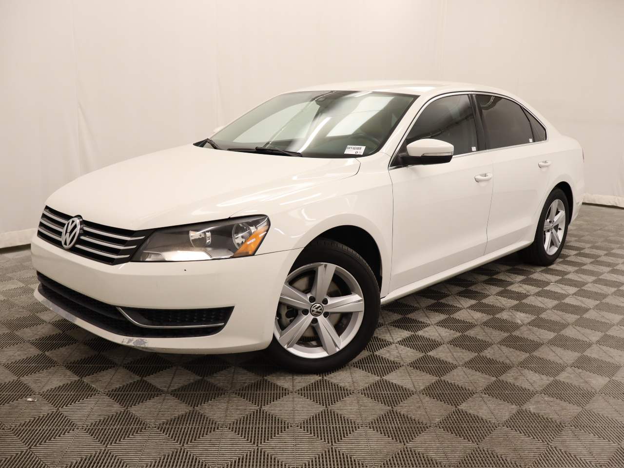 2015 Volkswagen Passat 1.8T SE