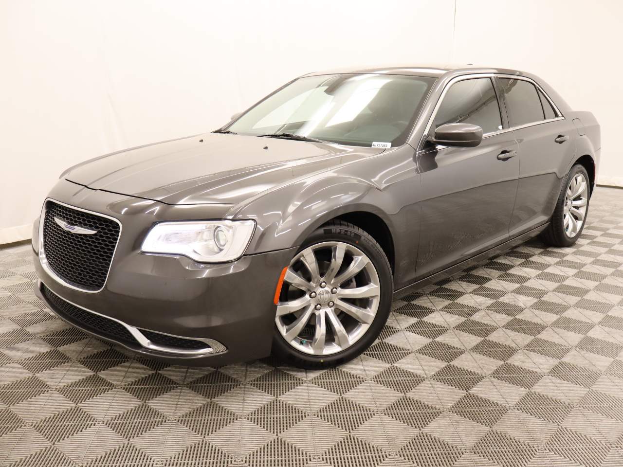 2018 Chrysler 300 Touring L