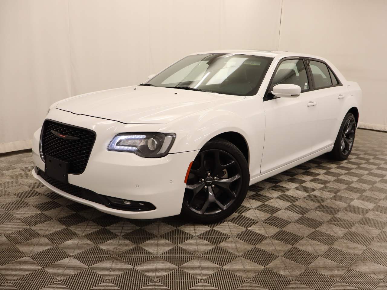 2023 Chrysler 300 S V6 RWD