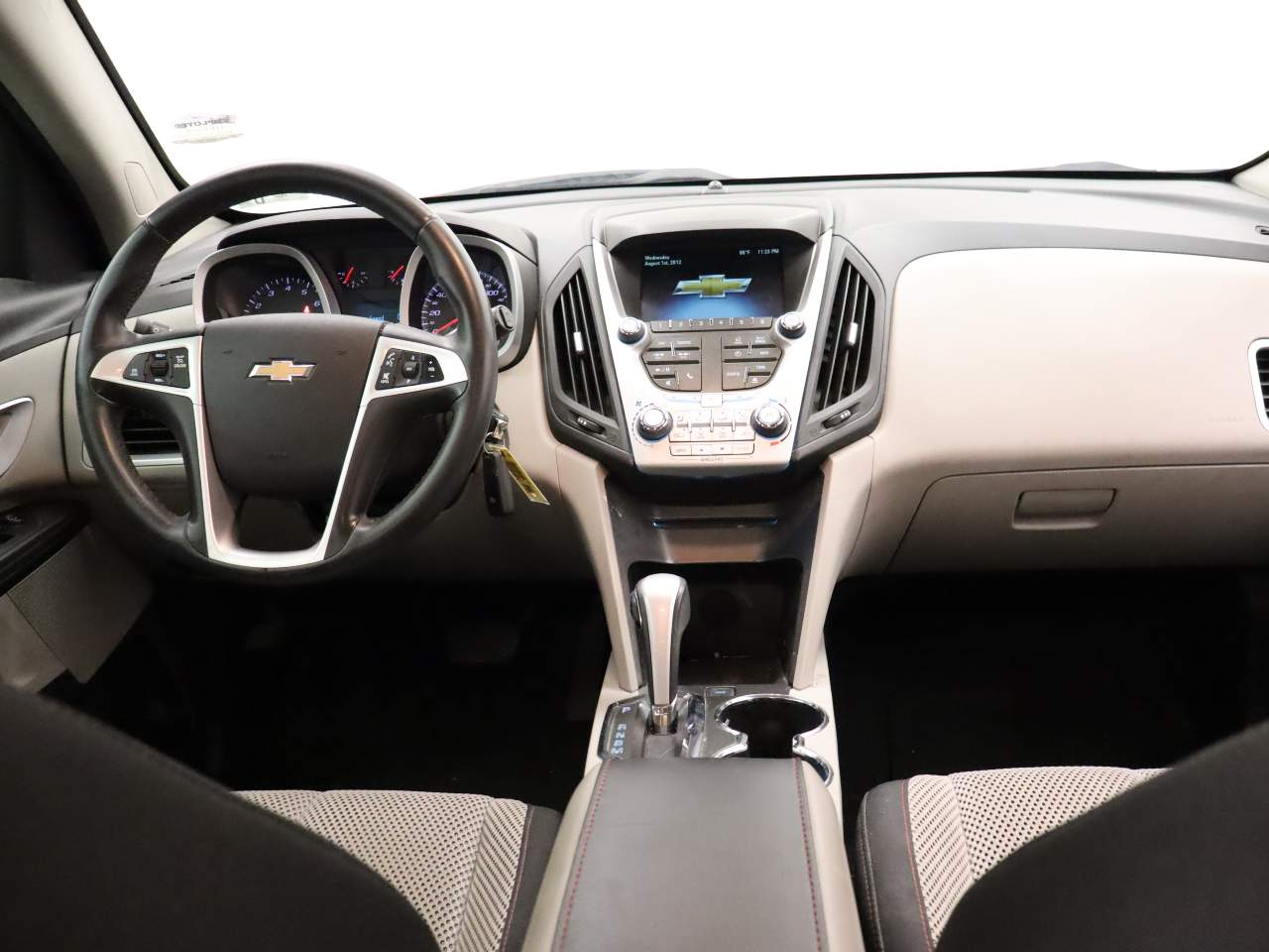2012 Chevrolet Equinox LT photo 2
