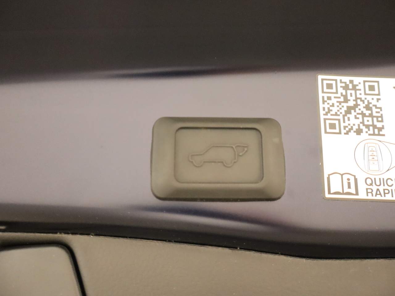 2025 Toyota RAV4 Limited - Photo 19