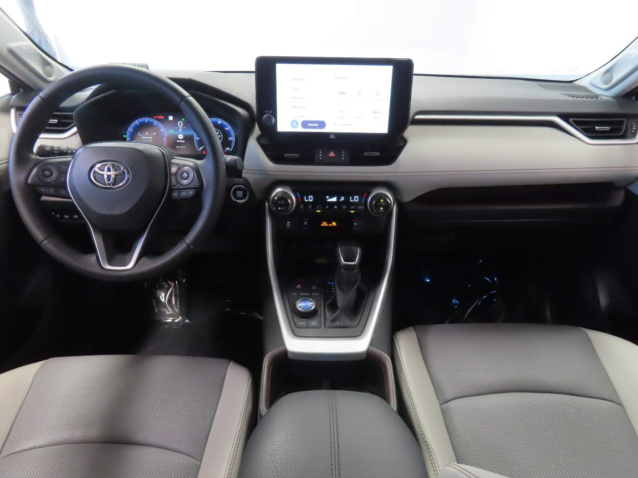 2023 Toyota RAV4 Limited - Photo 13