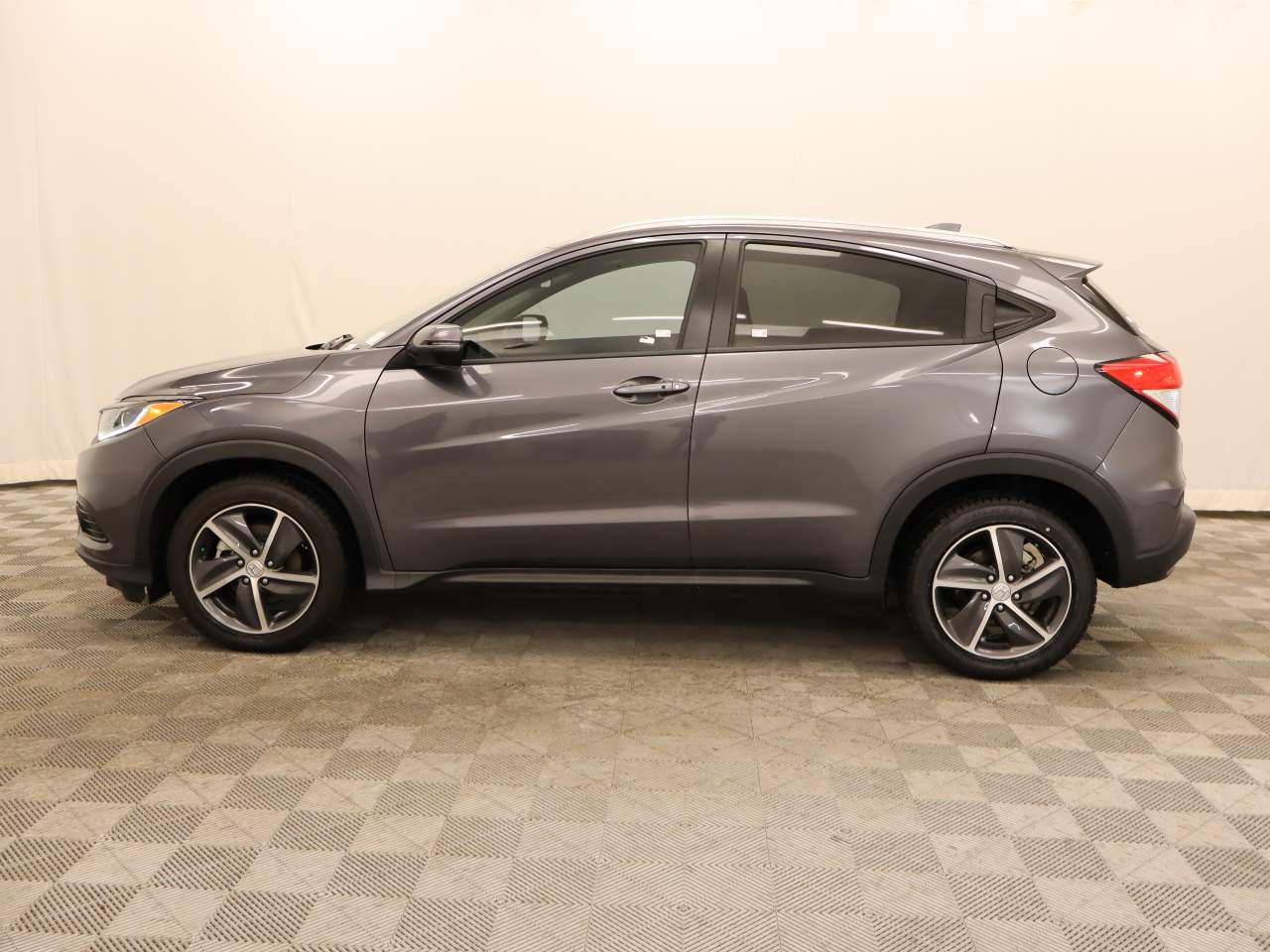 Used 2022 Honda HR-V EX with VIN 3CZRU6H51NM749144 for sale in Scottsdale, AZ