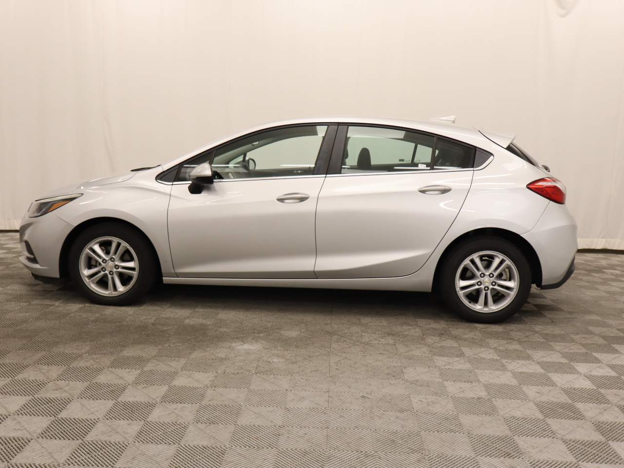 2018 Chevrolet Cruze LT Auto