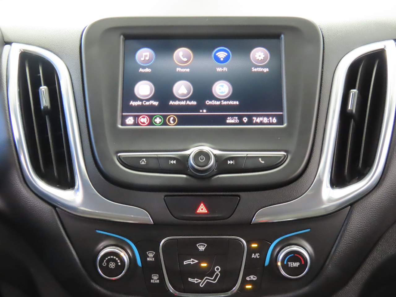 2021 Chevrolet Equinox LT - Photo 10