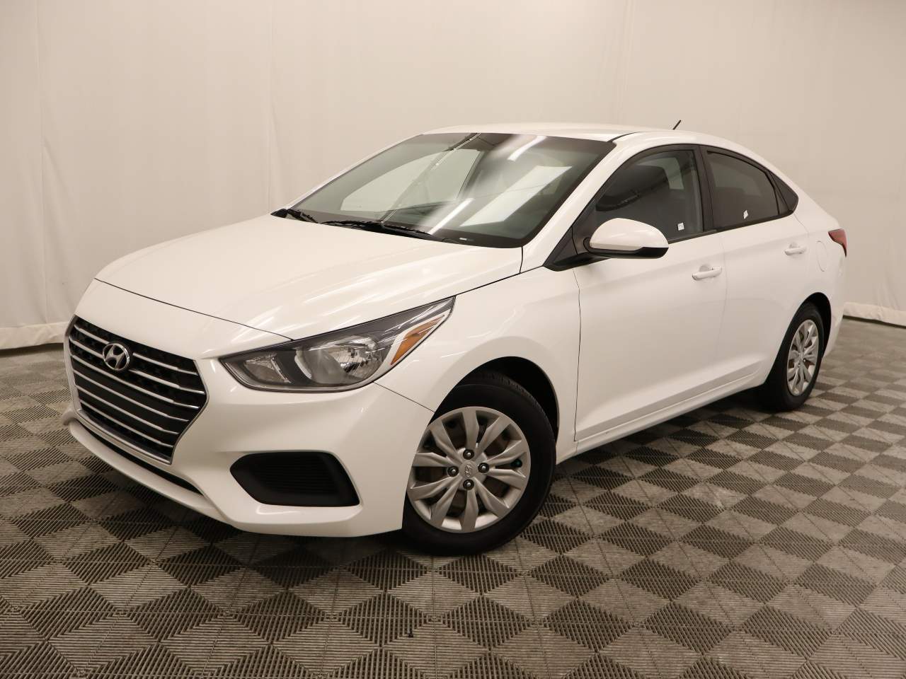 2018 Hyundai ACCENT SE