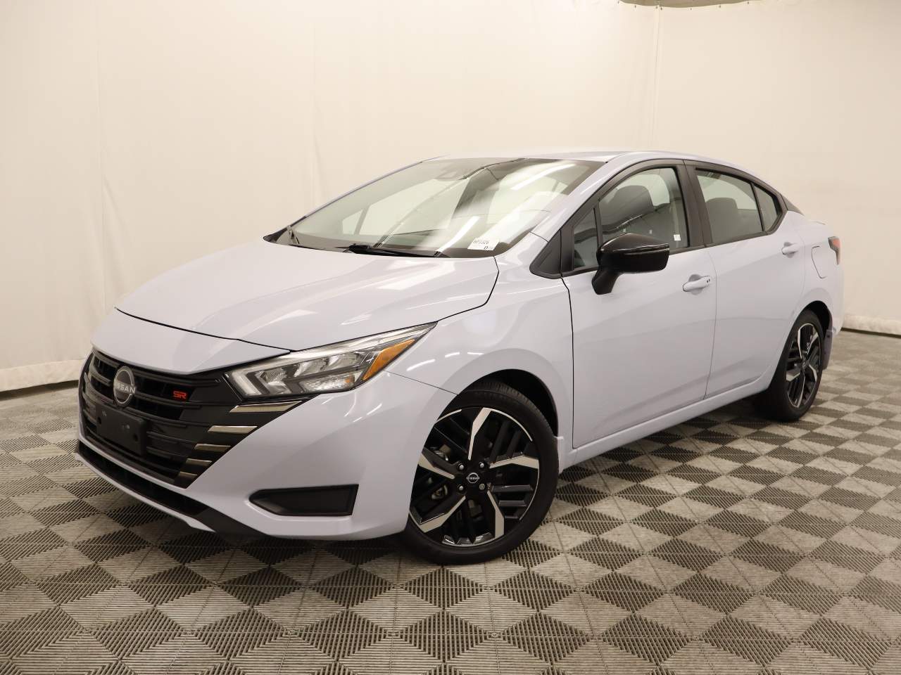 2024 Nissan Versa SR