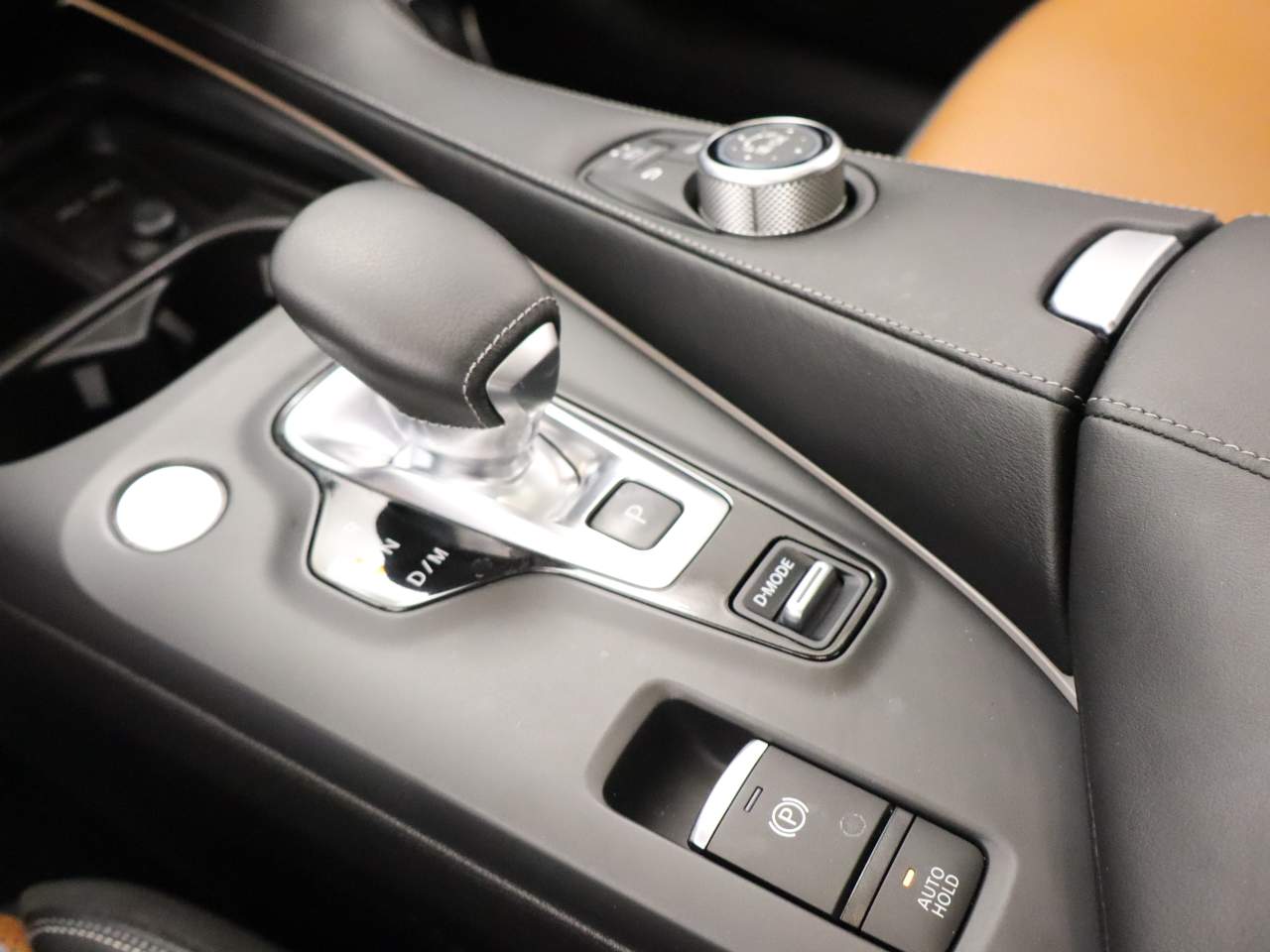 2023 INFINITI QX55 Sensory - Photo 9