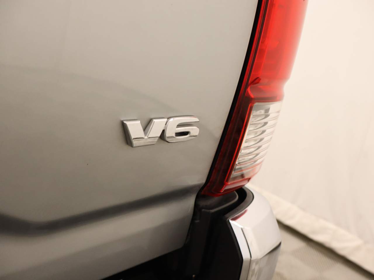 2022 Toyota Tacoma SR5 V6 Crew Cab