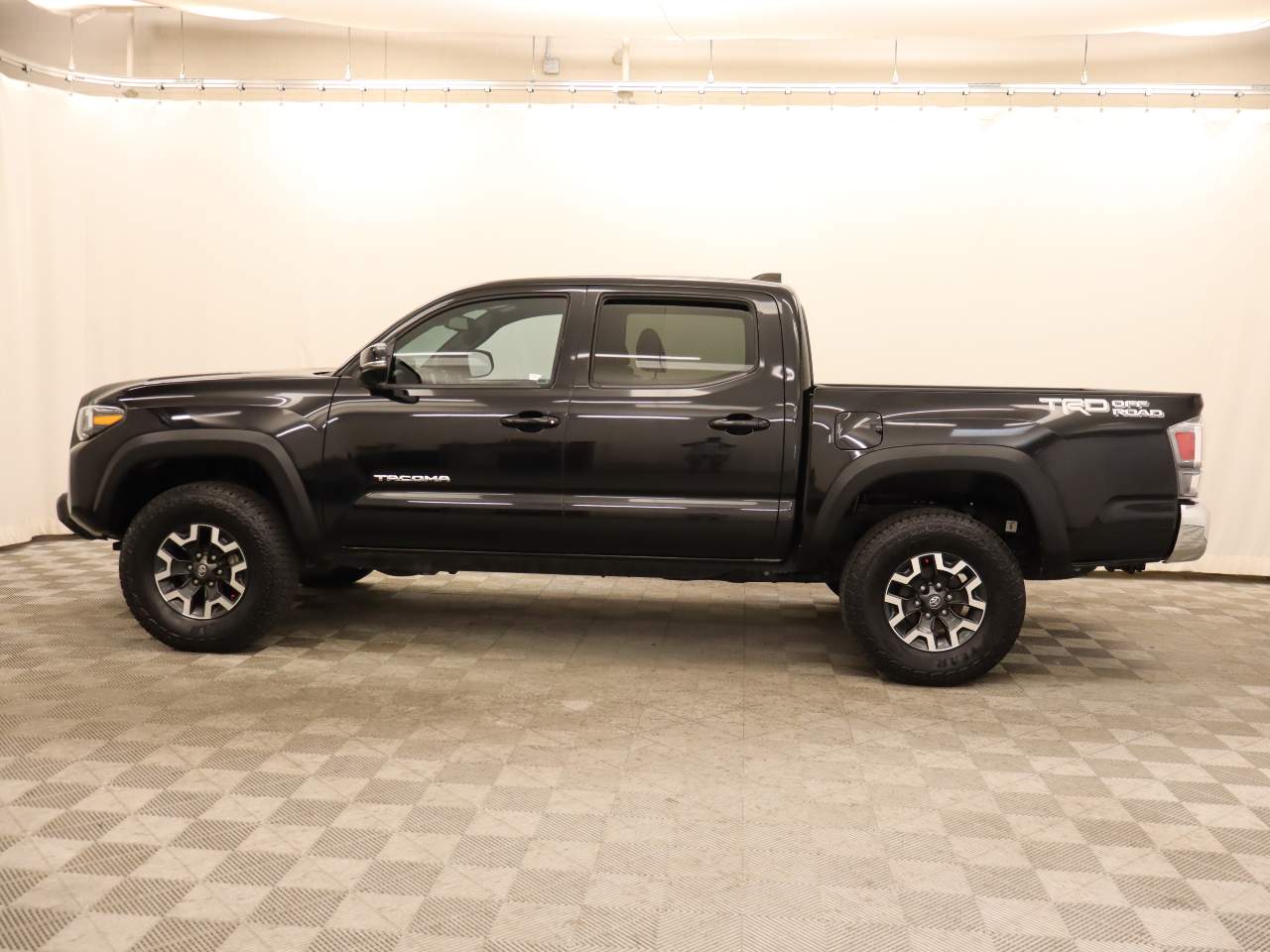 2022 Toyota Tacoma TRD Off-Road Crew Cab