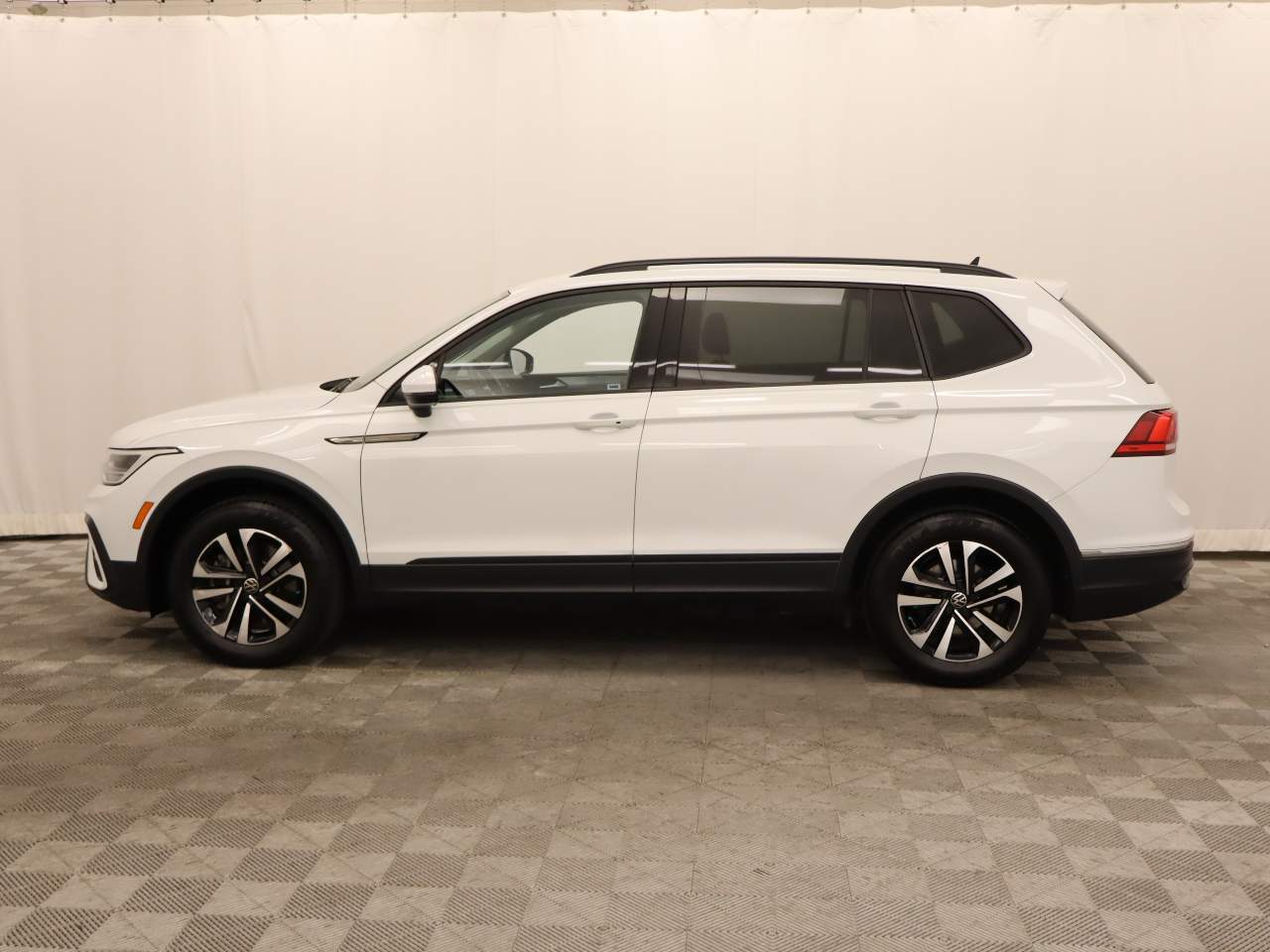 2022 Volkswagen Tiguan S