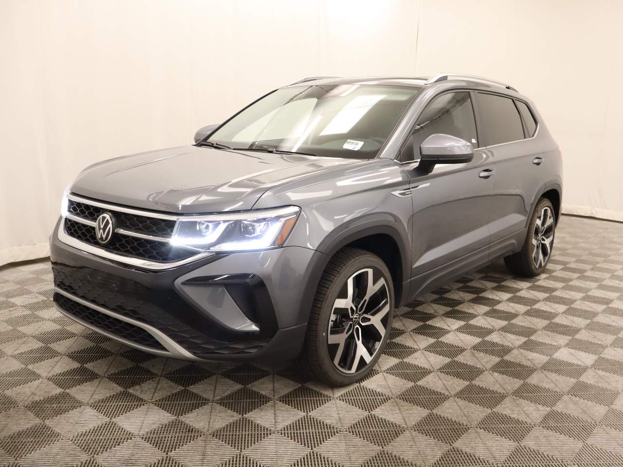 2023 Volkswagen Taos SEL 4Motion