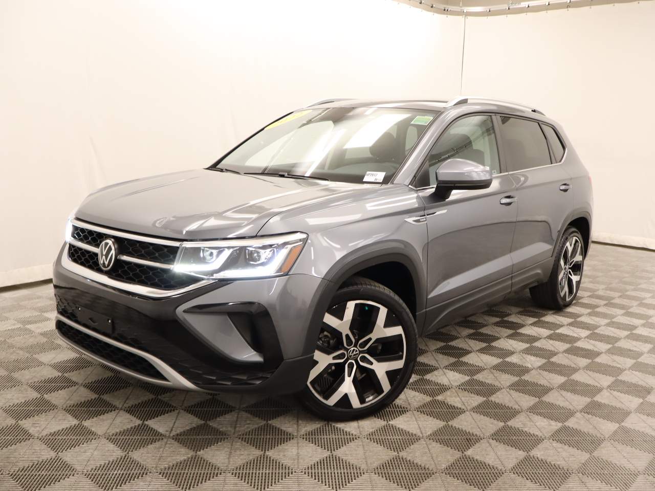 2022 Volkswagen Taos SEL 4Motion