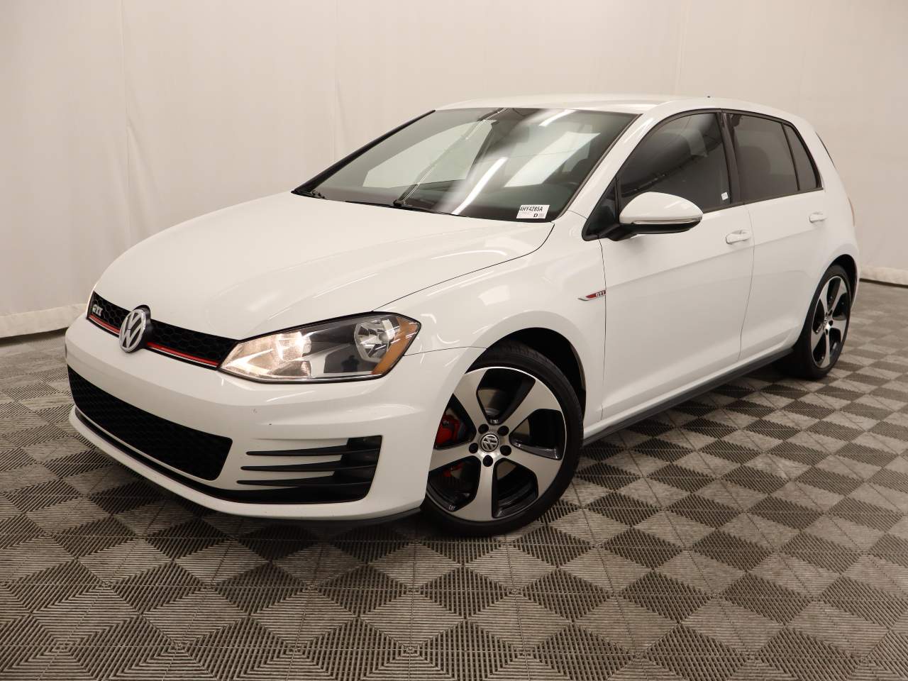 2017 Volkswagen Golf GTI S