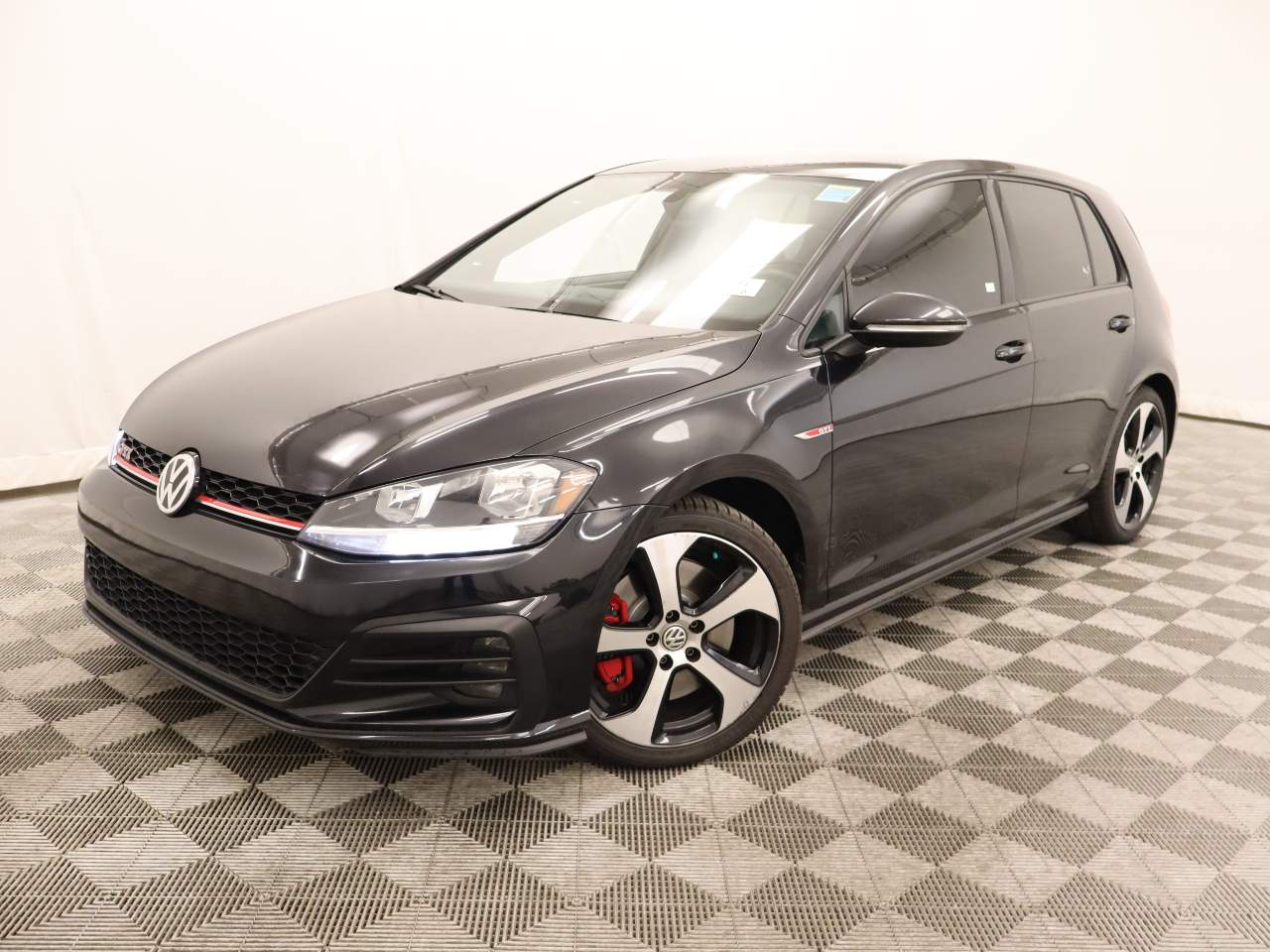 2019 Volkswagen Golf GTI S