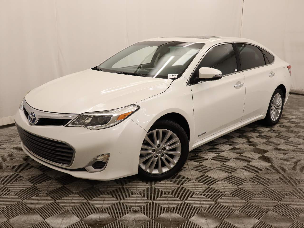 2015 Toyota Avalon XLE Premium Hybrid