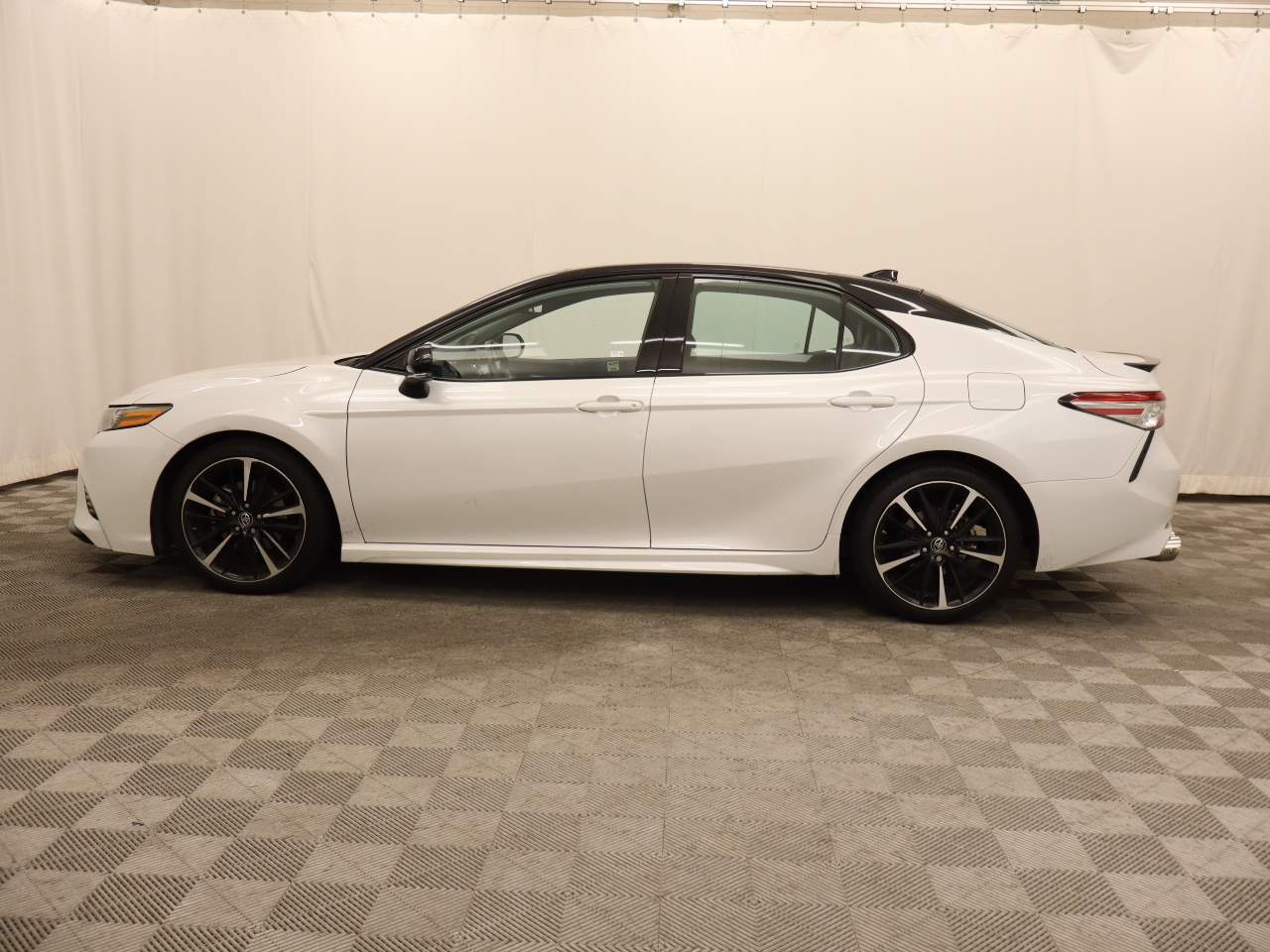 2019 Toyota Camry XSE V6