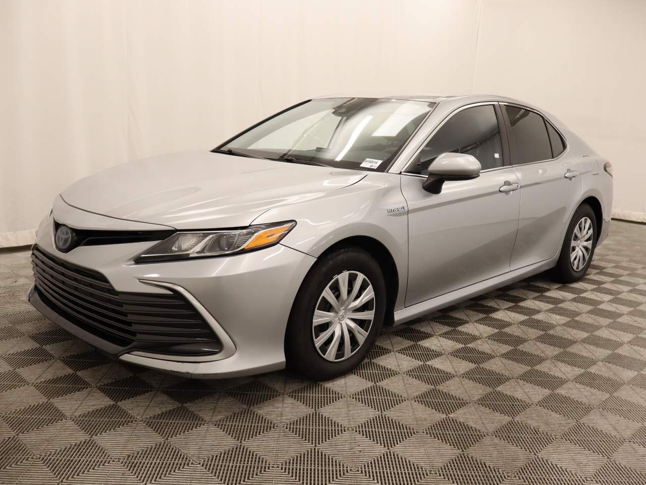 2021 Toyota Camry Hybrid LE
