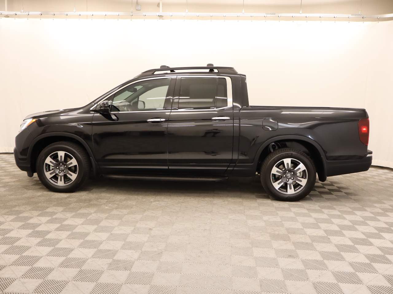 2019 Honda Ridgeline RTL-E Crew Cab