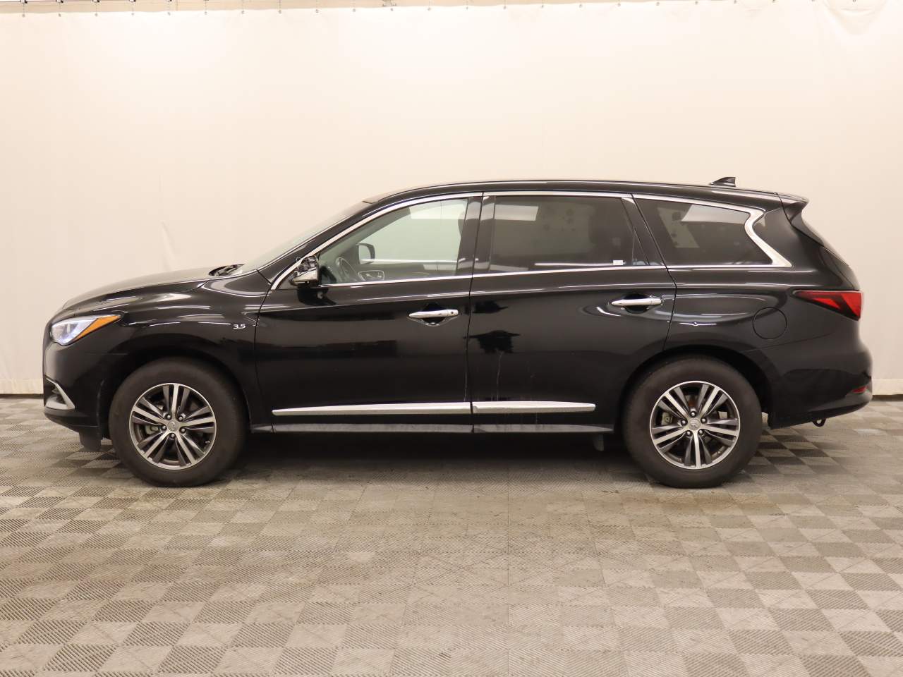 2016 INFINITI QX60  