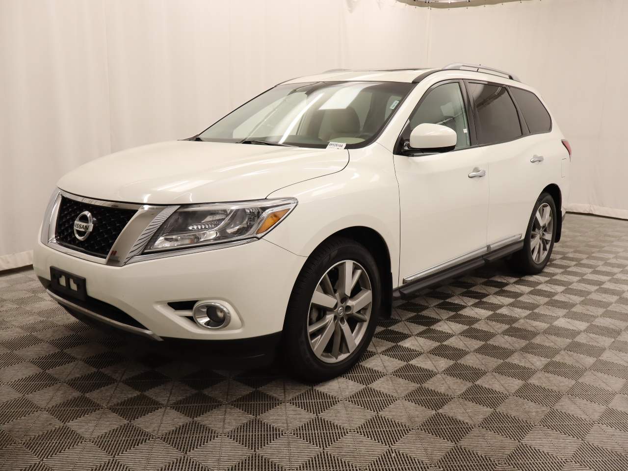2016 Nissan Pathfinder Platinum