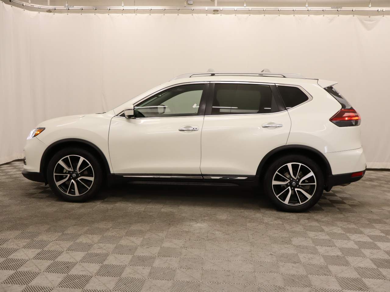 2020 Nissan Rogue SL