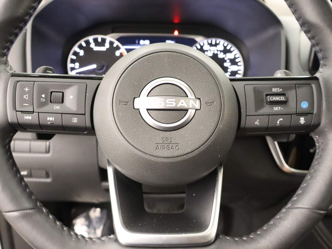 2023 Nissan Rogue SL - Photo 12