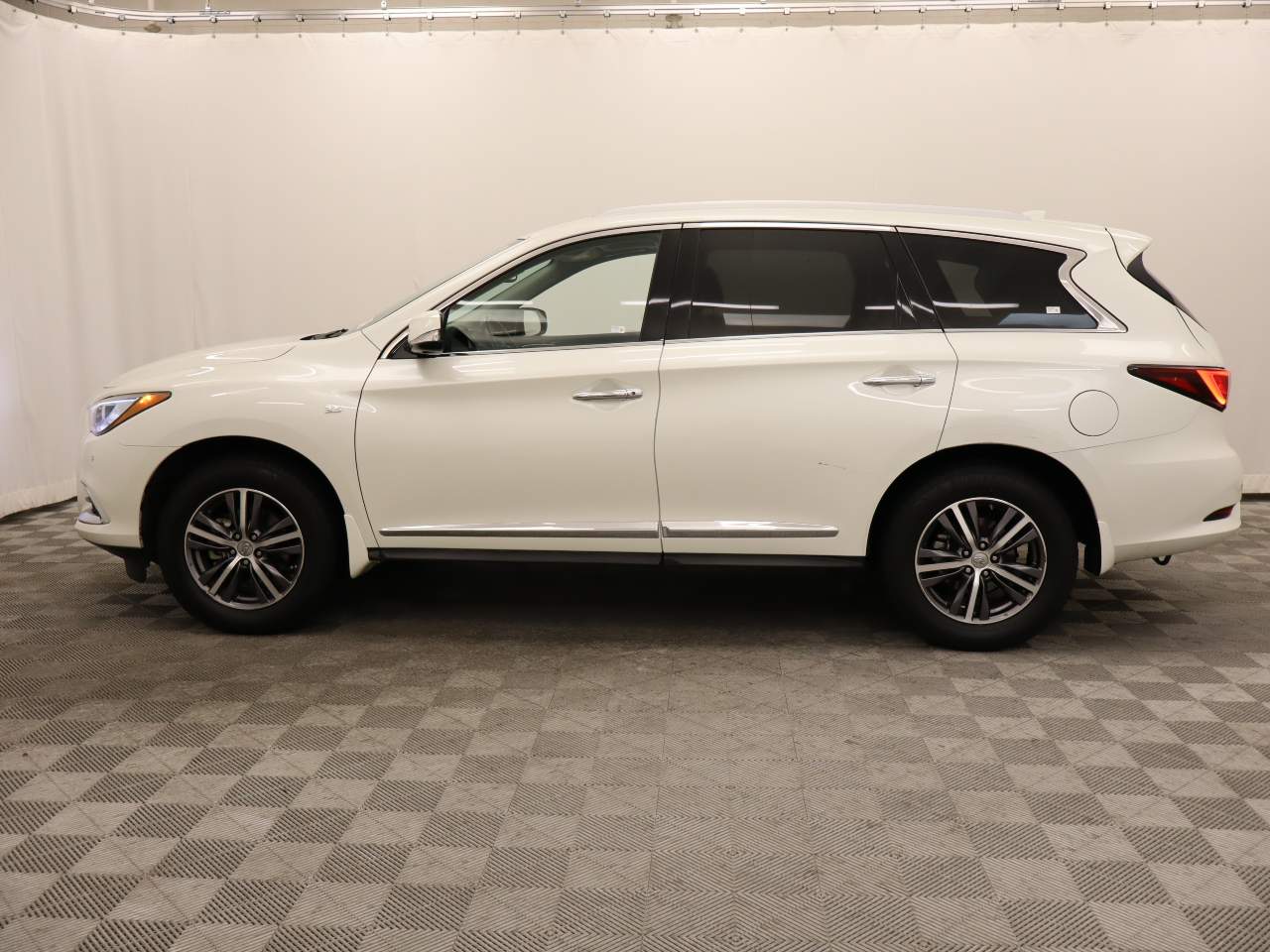 2017 INFINITI QX60  