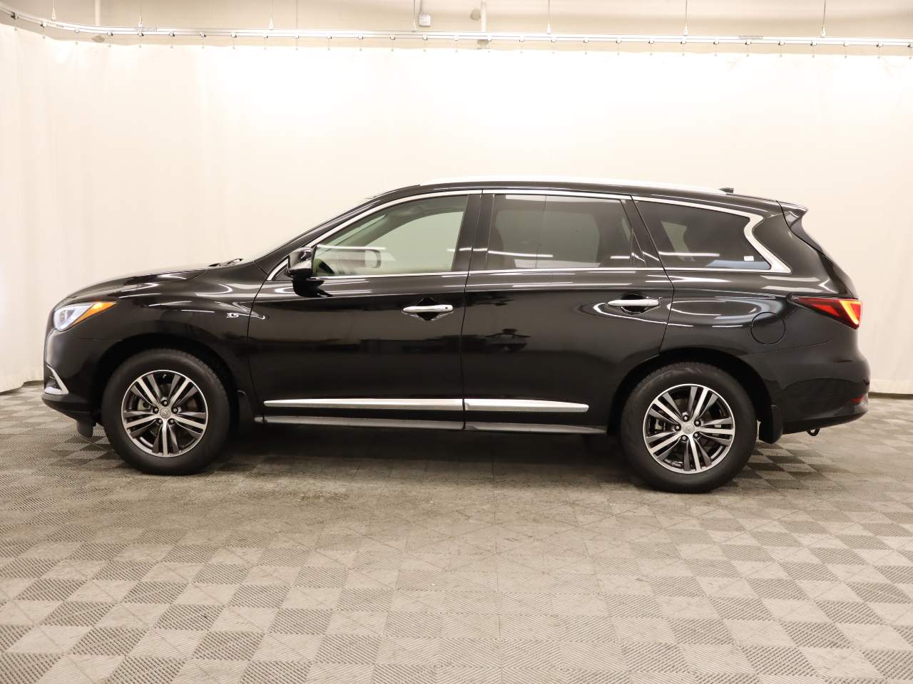 2017 INFINITI QX60  