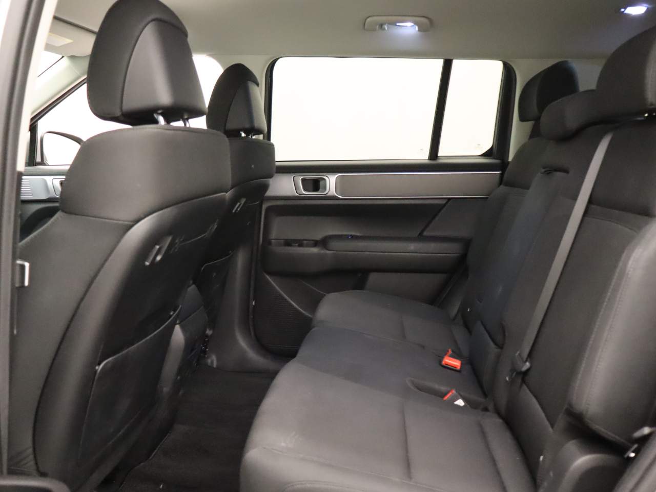 2026 Hyundai Santa Fe SE - Photo 17