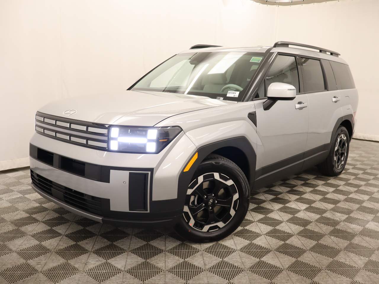 Shimmering Silver Metallic 2026 Hyundai Santa Fe SEL FWD SUV / Crossover Front-Wheel Drive