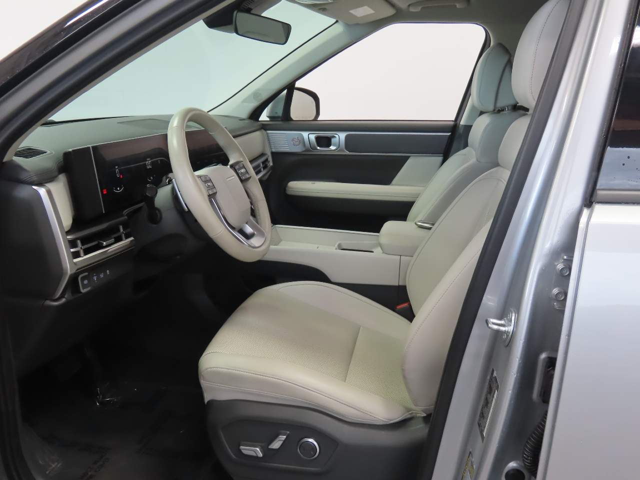 2025 Hyundai Santa Fe SEL - Photo 16