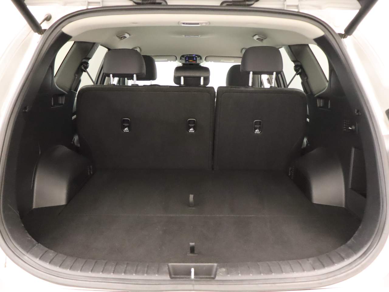 2023 Hyundai Santa Fe SEL photo 2