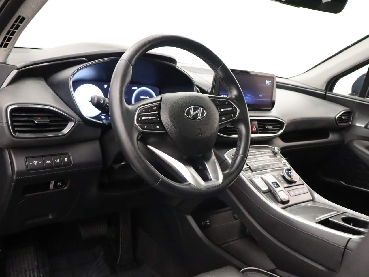 2022 Hyundai Santa Fe Limited - Photo 14