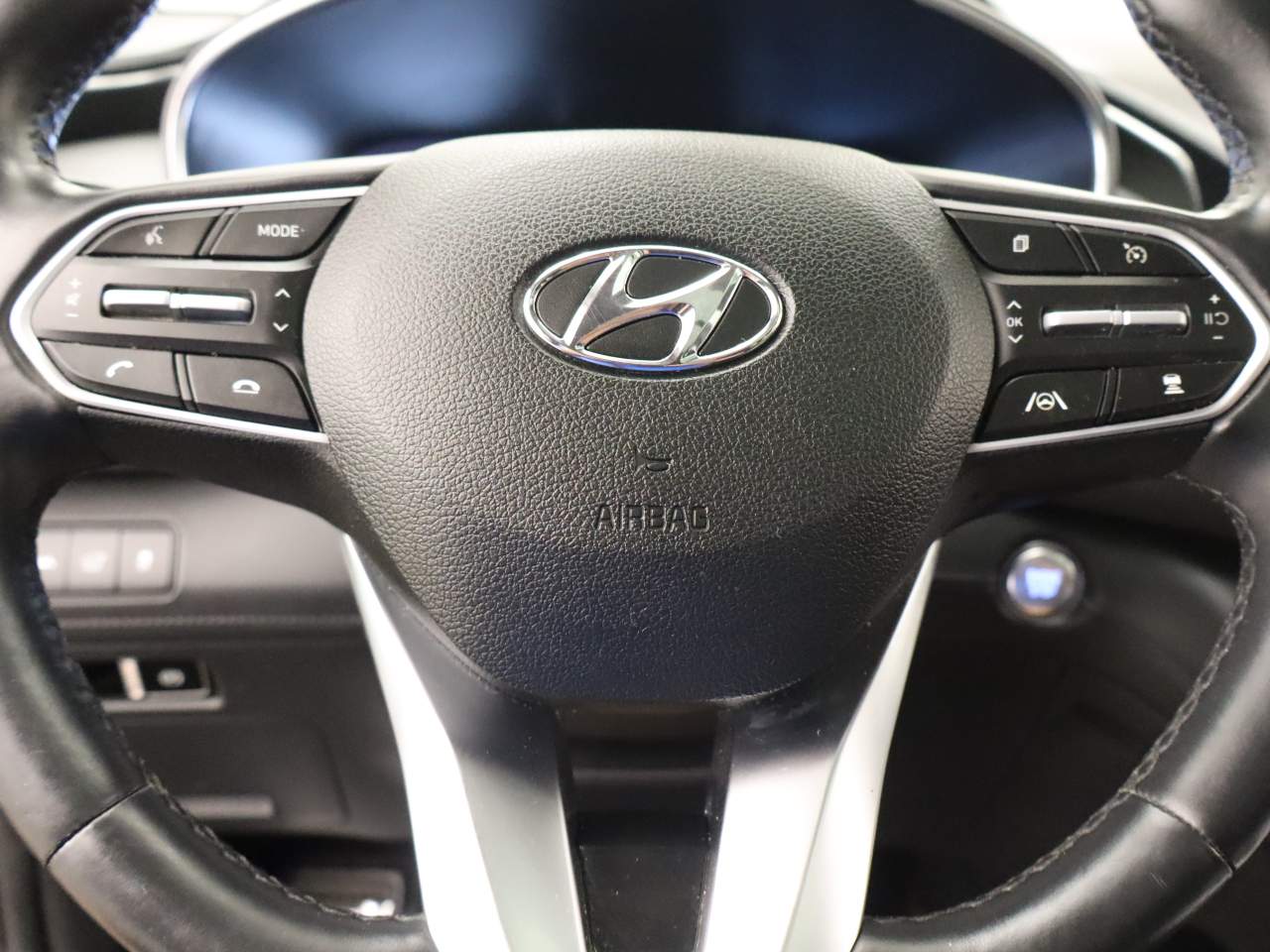 2022 Hyundai Santa Fe Limited - Photo 12