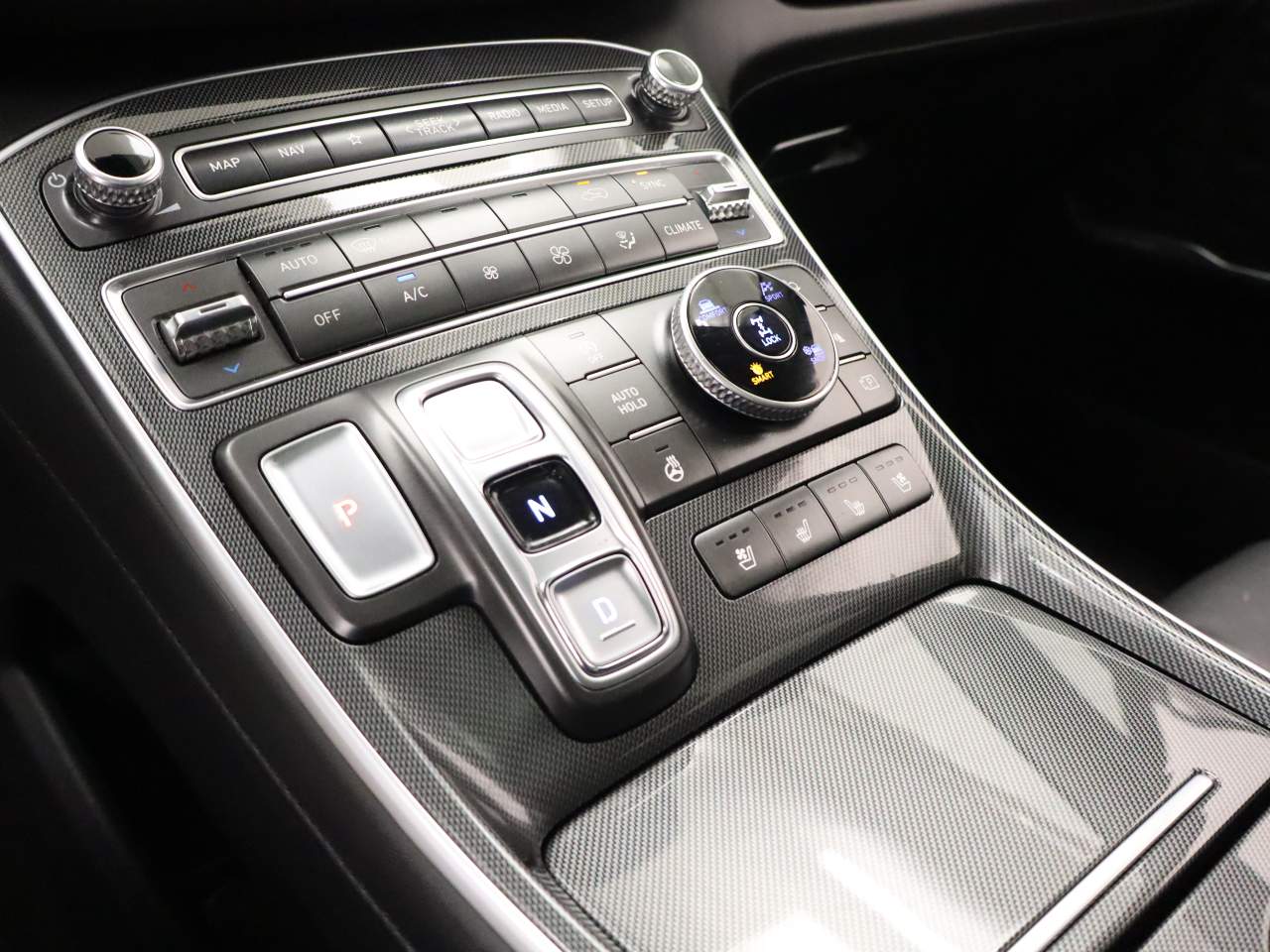 2022 Hyundai Santa Fe Limited - Photo 9