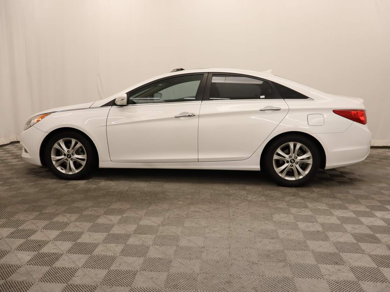 2011 Hyundai SONATA Limited