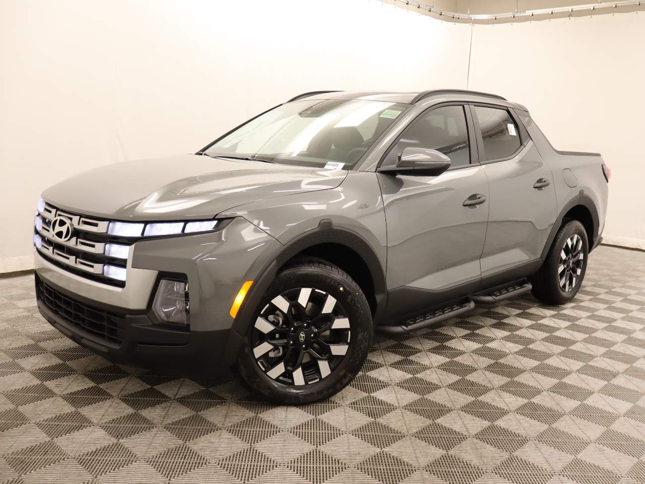 2025 Hyundai SANTA CRUZ SEL Activity