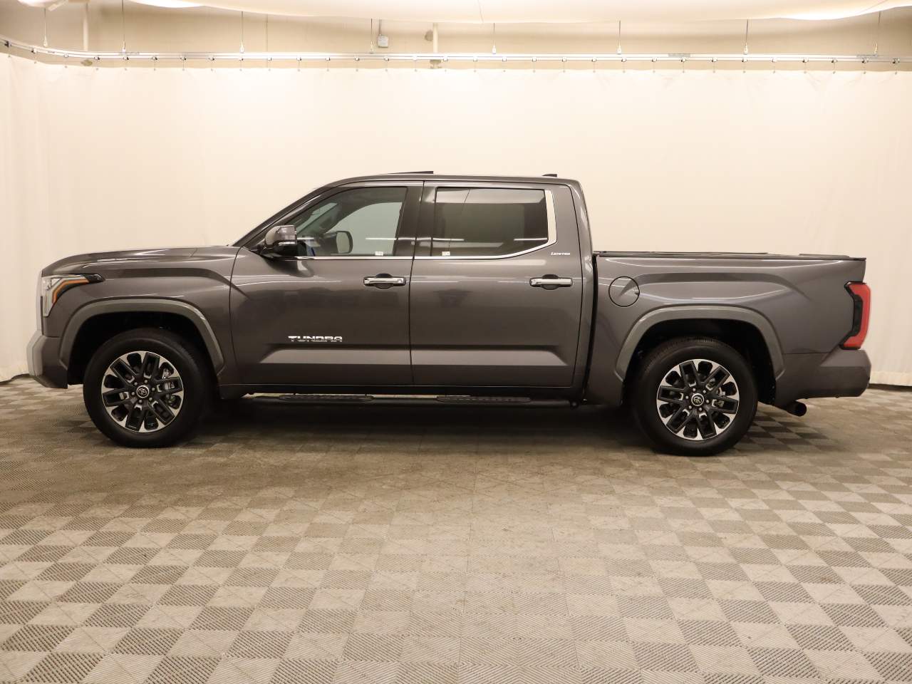 2022 Toyota Tundra Limited Crew Cab