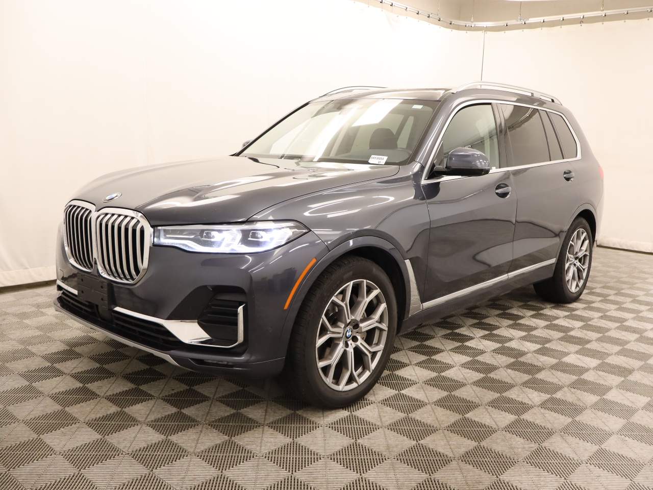 2022 BMW X7