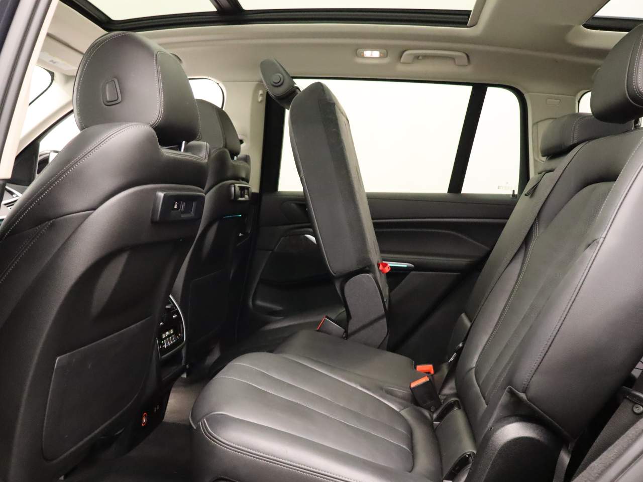2022 BMW X7 40i - Photo 16