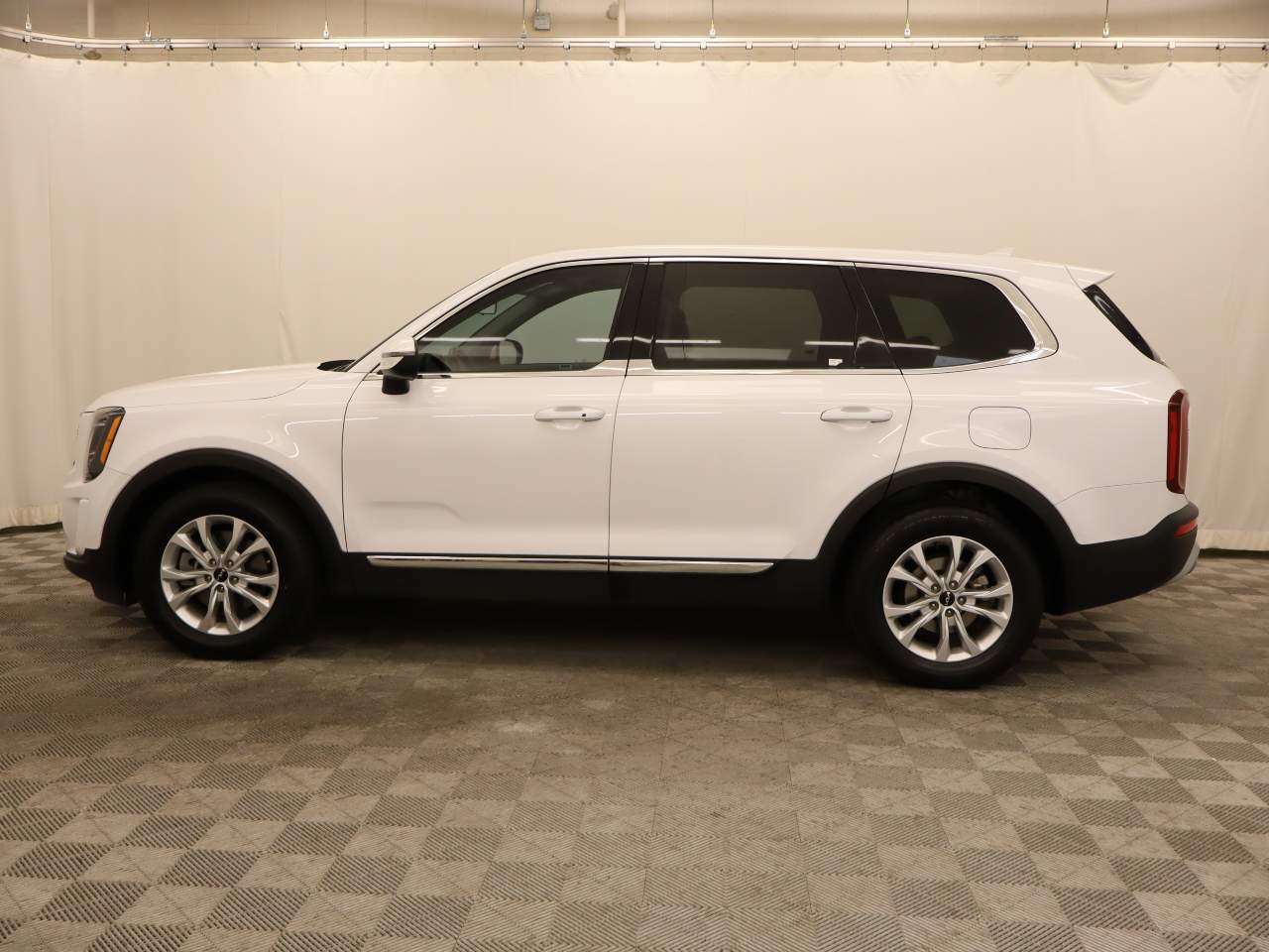 2022 Kia Telluride LX