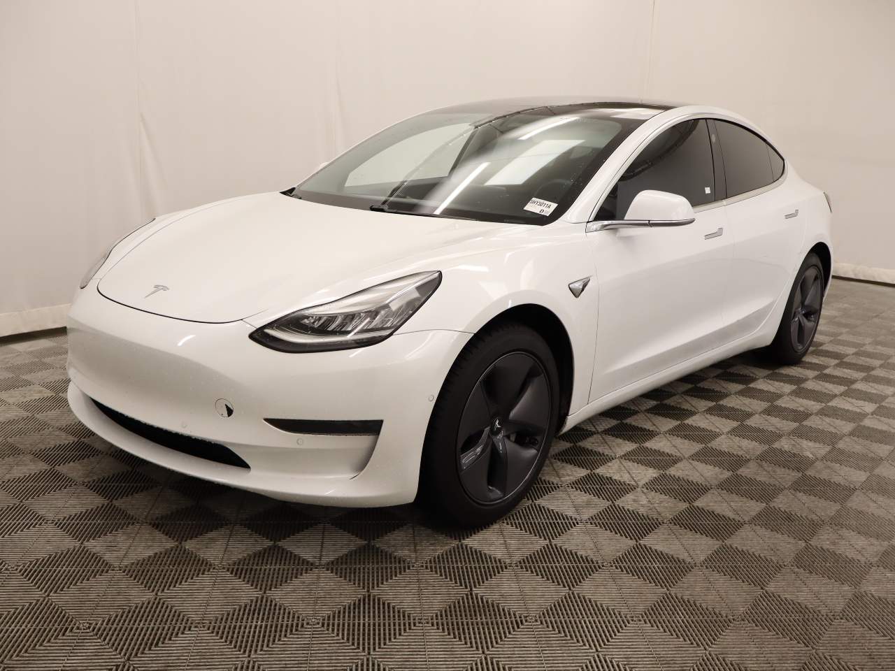 2020 Tesla Model 3 Standard Range