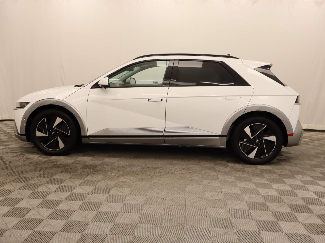 2025 Hyundai IONIQ 5 Limited