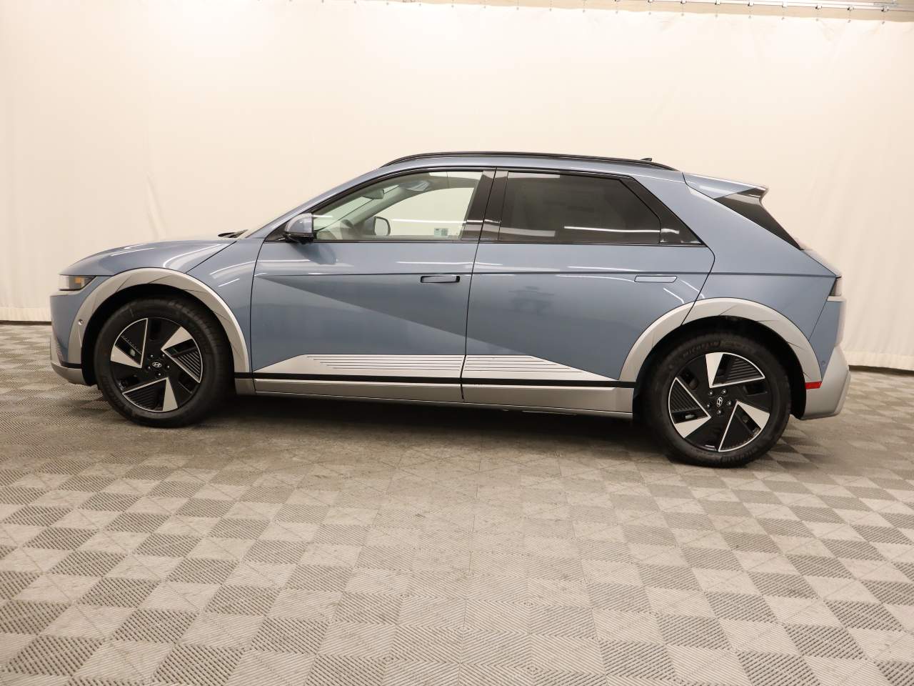 2025 Hyundai IONIQ 5 Limited