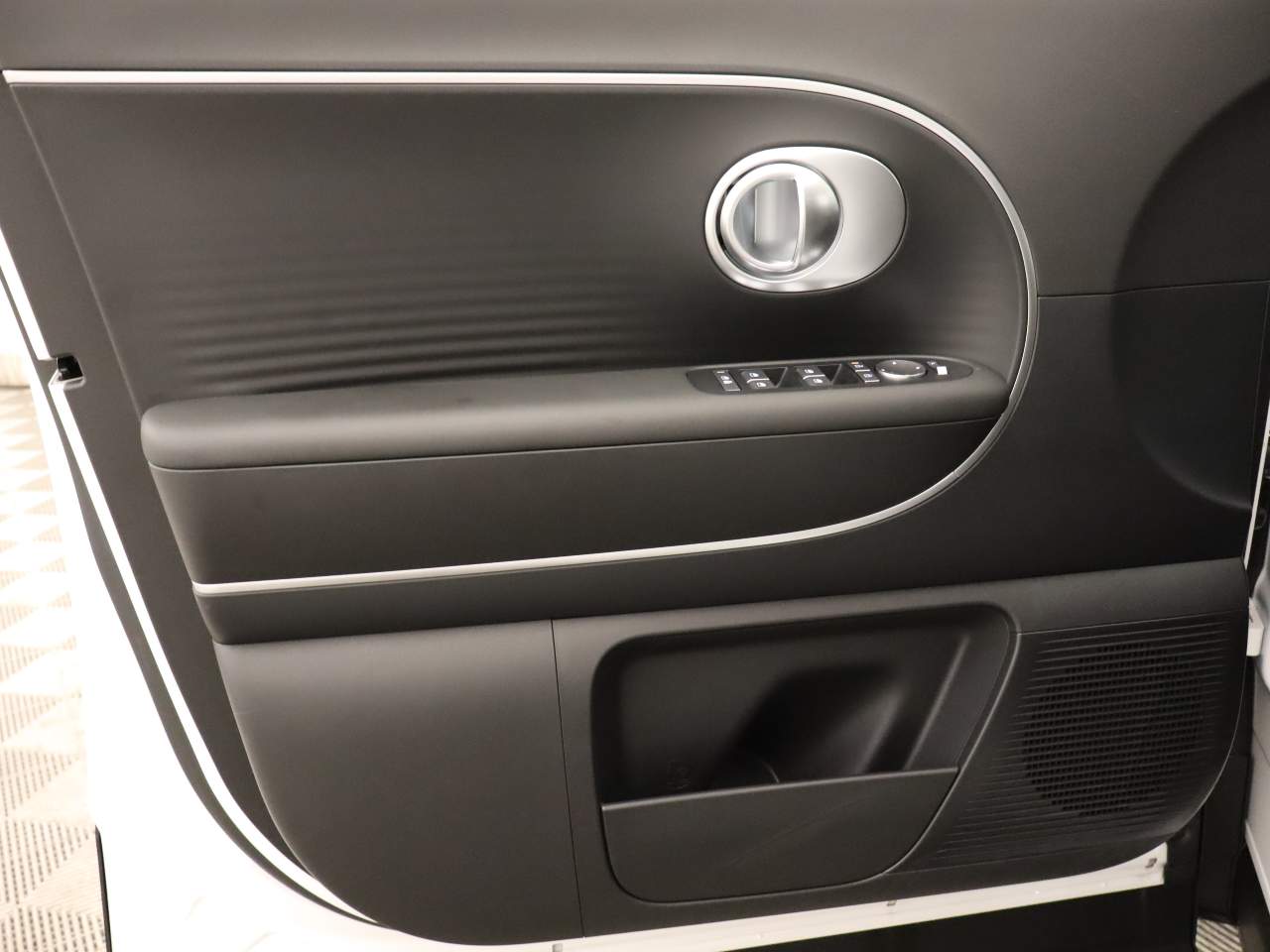 2026 Hyundai IONIQ 9 S