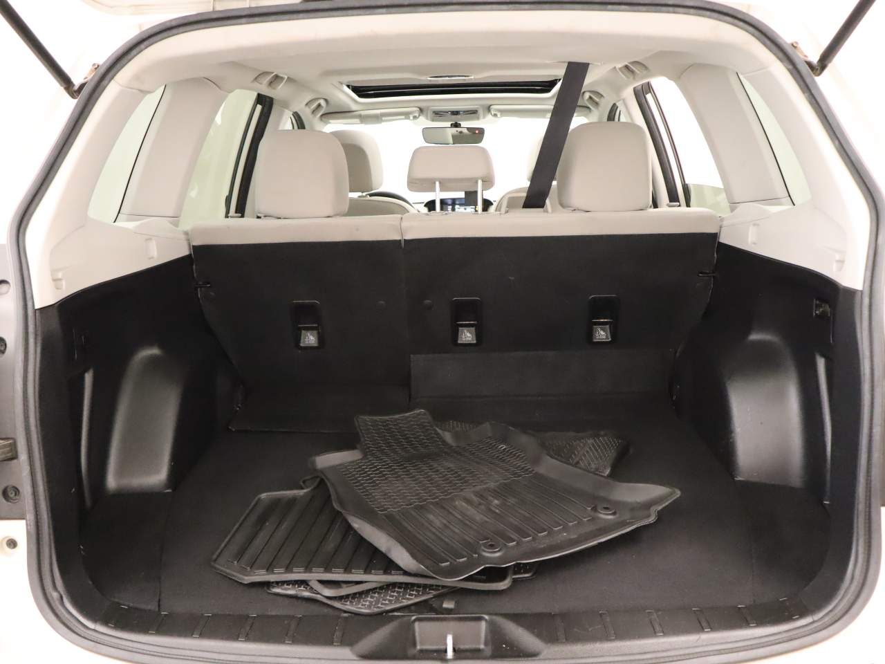 2017 Subaru Forester Premium - Photo 19