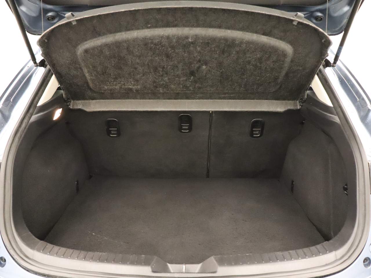 2015 Mazda3 i Touring