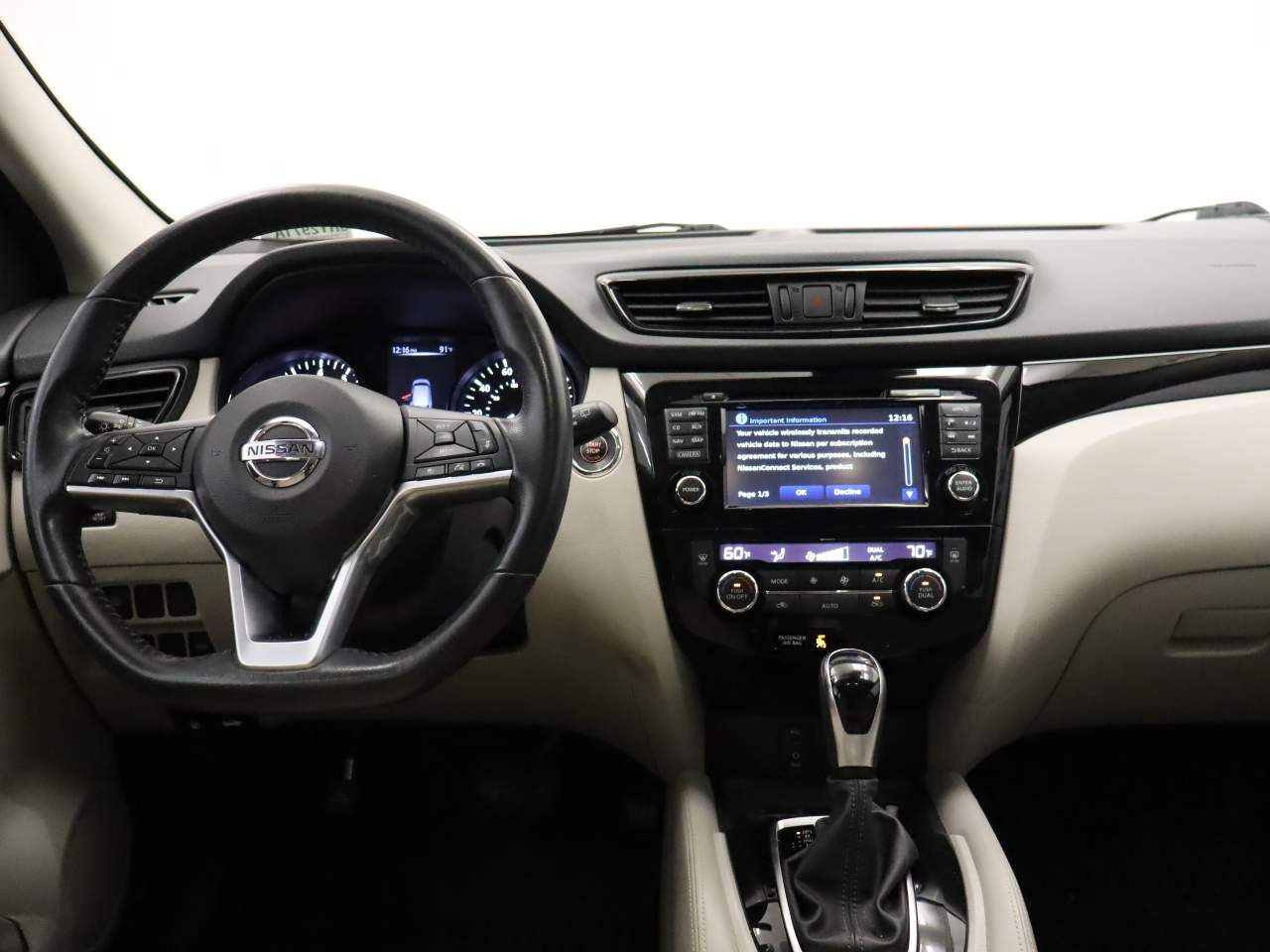 2017 Nissan Rogue Sport SL