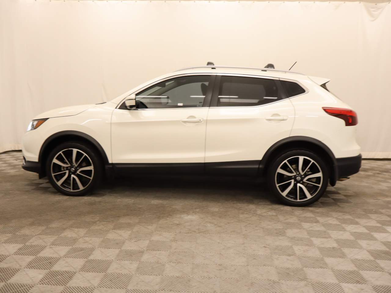 2017 Nissan Rogue Sport SL